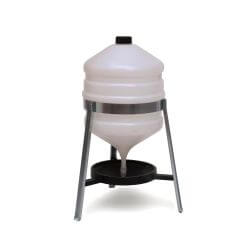 ABREUVOIR PLASTIQUE SUR PIED 30 L