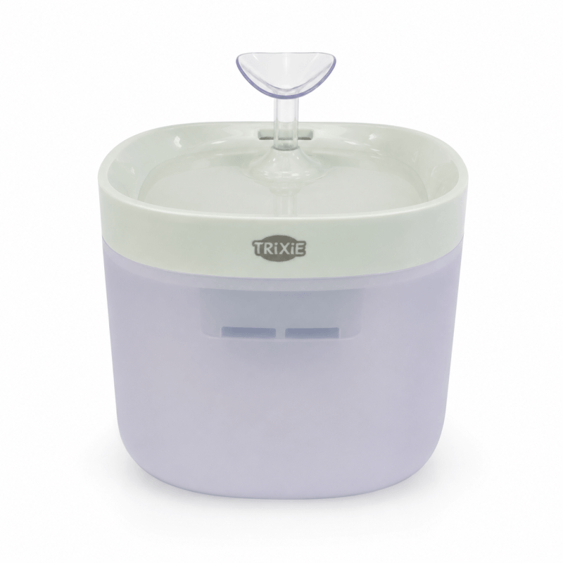 Fontaine à boire Clear Stream vert clair Trixie pour chat et petit chien sur fond blanc Fontaine à boire Clear Stream vert clair Trixie pour chat et petit chien sur fond blanc